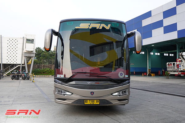 perbedaan tipe bus eksekutif